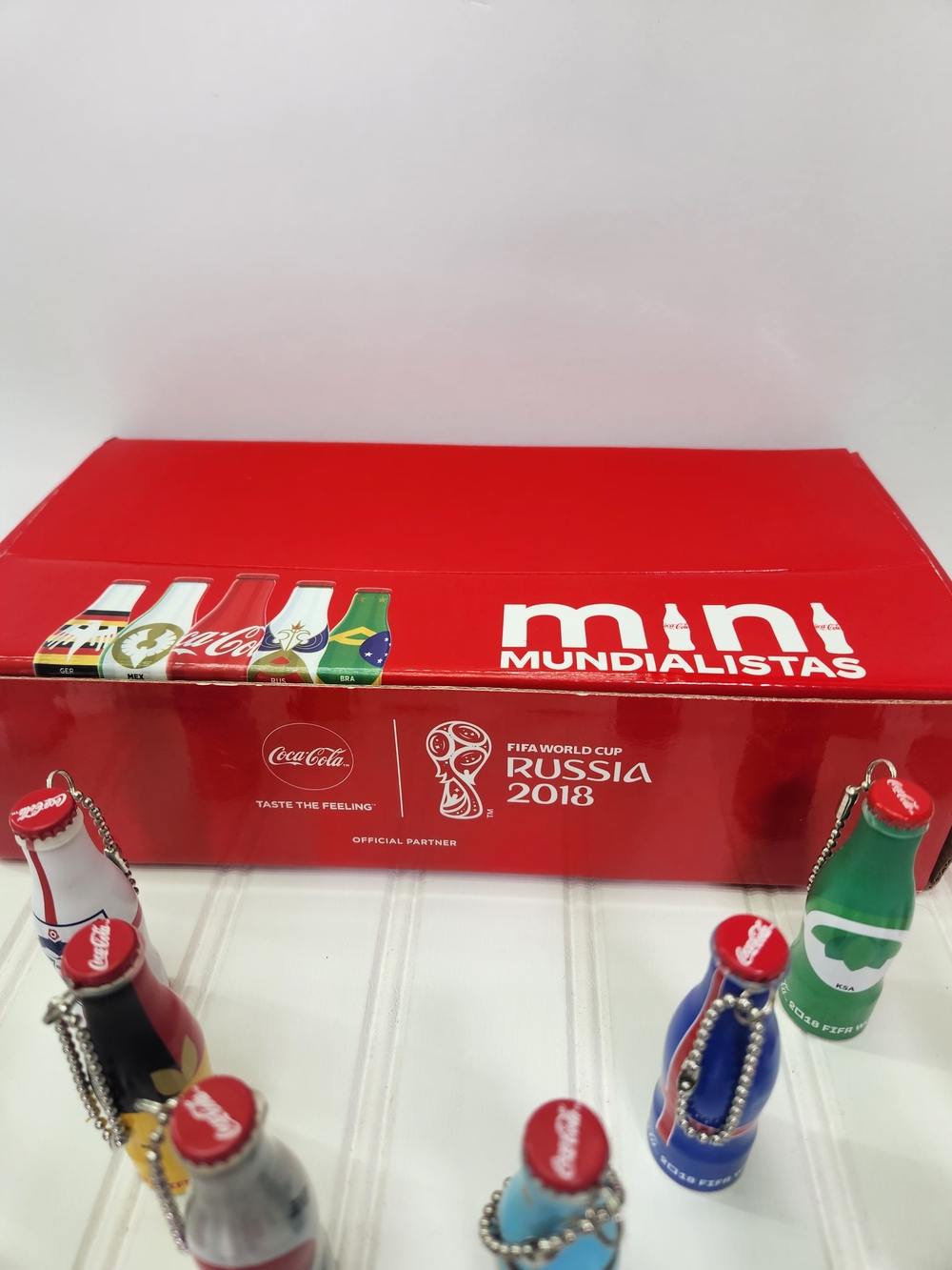 Coca Cola Collection 2018 World Cup 21 Mini Bottle Keychain Set - Multicolor - Picture 3 of 5